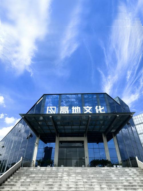 周小可,公司经营范围包括:文化艺术交流活动策划
