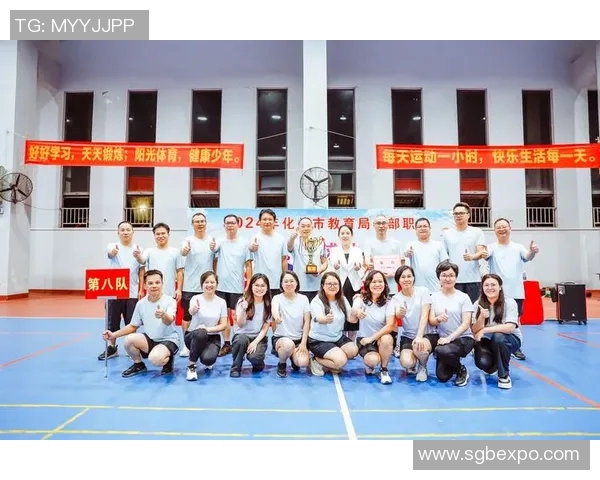 深圳排球队在排球意识排行榜中荣获第四名展现出强大实力与团队协作精神 深圳排球队在排球意识排行榜中荣获第四名展现出强大实力与团队协作精神