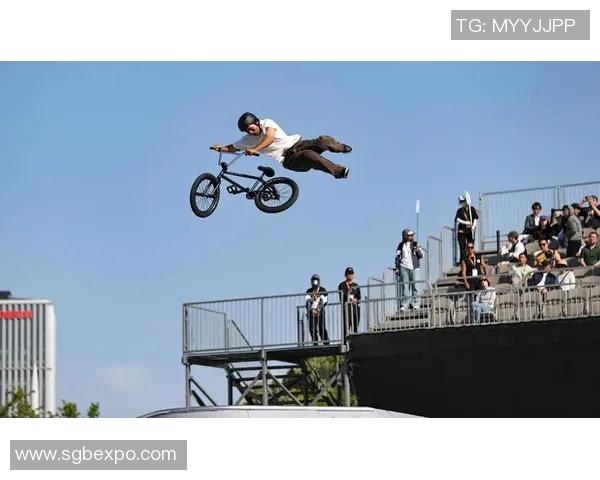 上海攀岩队在世界滑板锦标赛中的技术表现分析与点评 上海攀岩队在世界滑板锦标赛中的技术表现分析与点评