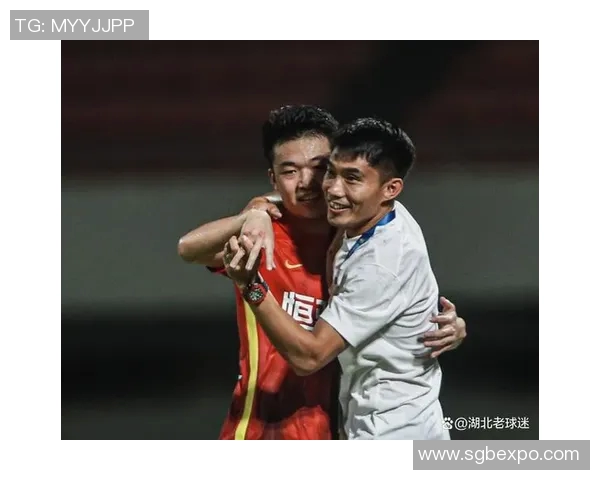 广州乒乓球队与武汉乒乓球队赛后复盘团队协作的成功与不足分析 广州乒乓球队与武汉乒乓球队赛后复盘团队协作的成功与不足分析